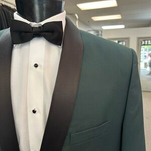 Modern Green Tuxedo Jacket with Black Satin Lapel